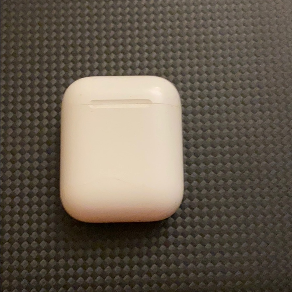 Apple AirPods